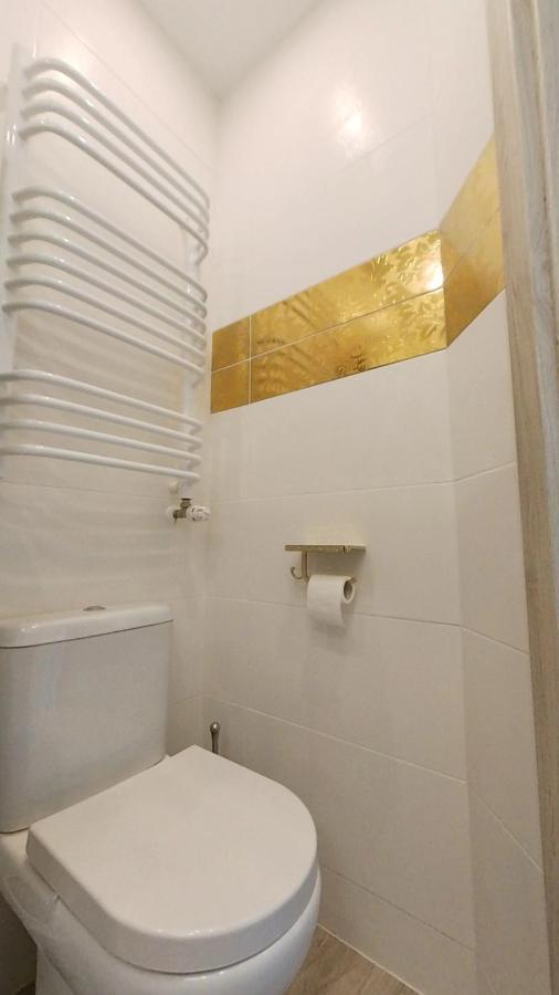Astronomiczny Apartament , Mieszkanie 2 Pokojowe. Parking. Stary Toruń Exteriör bild